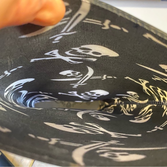 Journey Collection Pirate Skulls Jelly Rain Boots Rainboots Womens 6 Black White - Picture 5 of 6